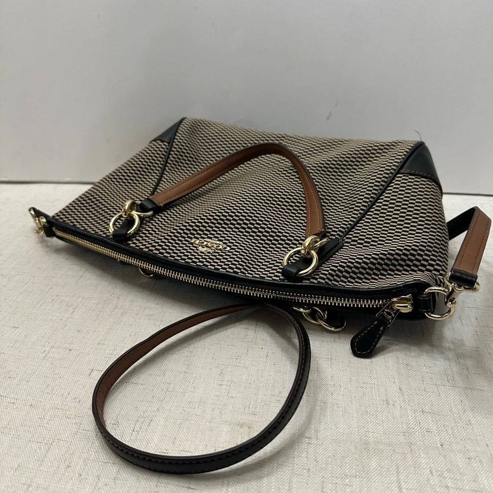 Coach Black and Tan Shoulder Bag - Picture 4 of 12